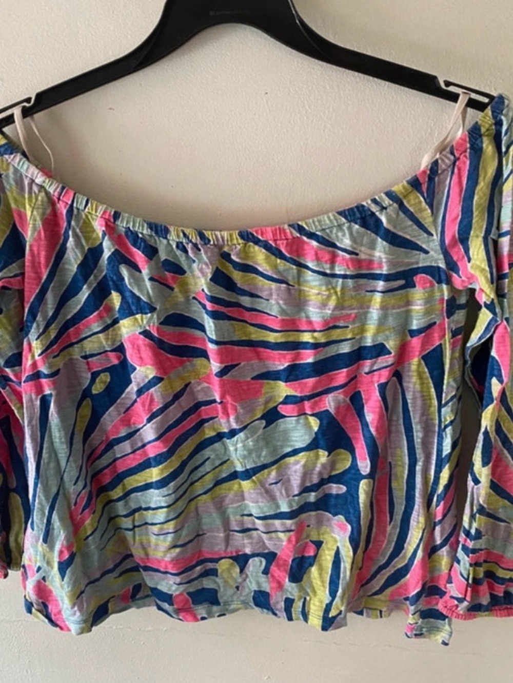 Lilly Pulitzer off the shoulder top ladies size xsmall